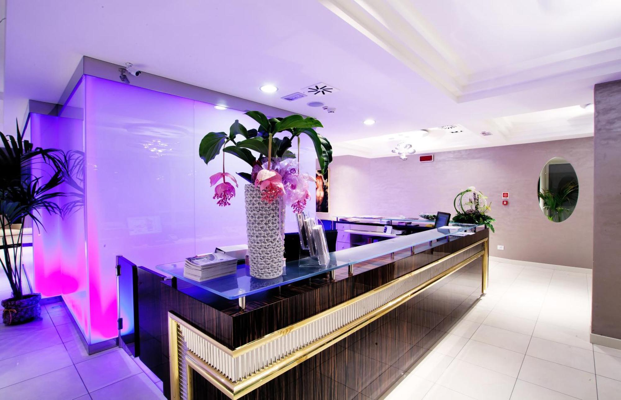 แตร์มินัล พาเลซ แอนด์ สปา Hotel ริมินี ภายนอก รูปภาพ