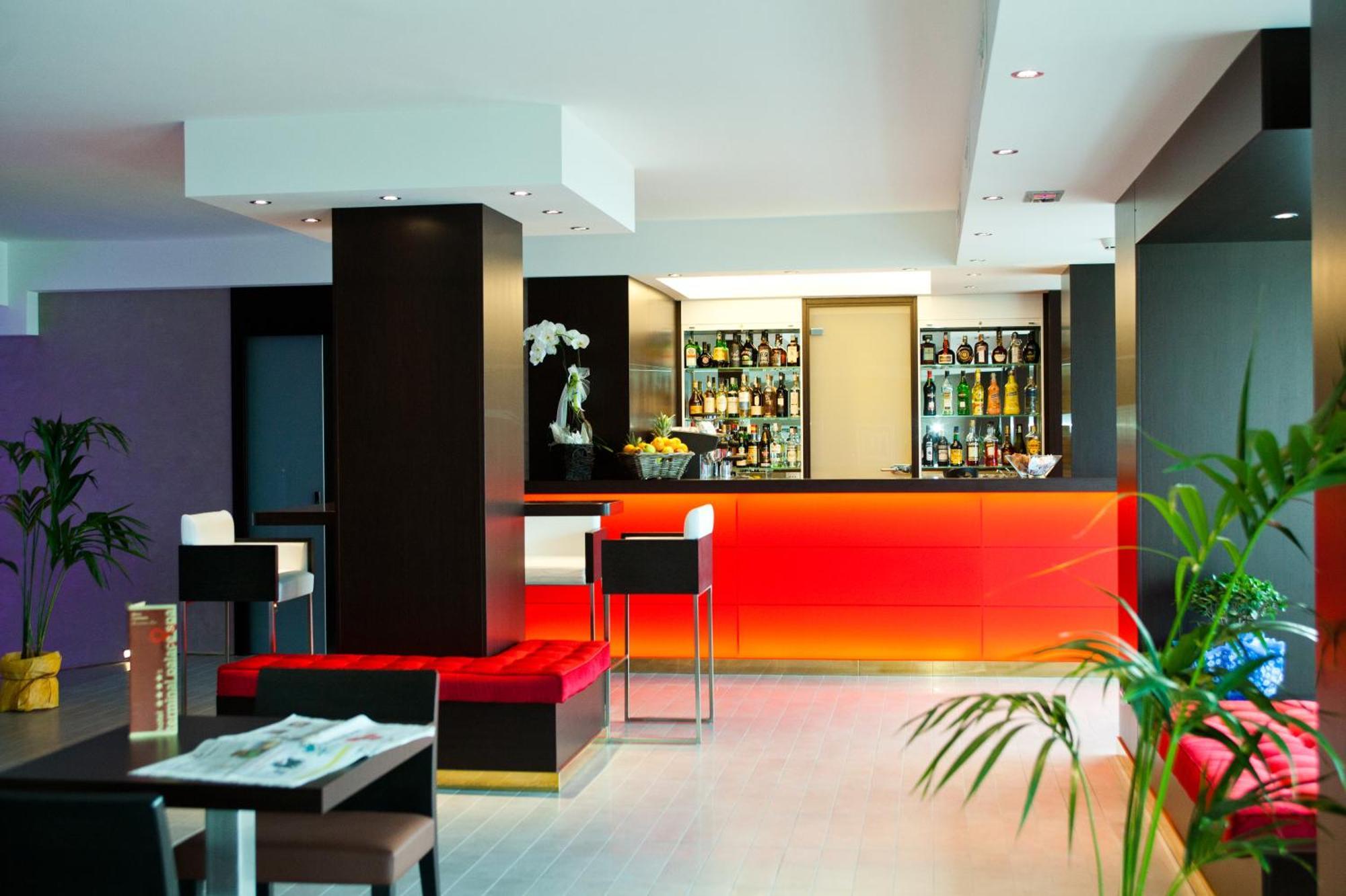แตร์มินัล พาเลซ แอนด์ สปา Hotel ริมินี ภายนอก รูปภาพ