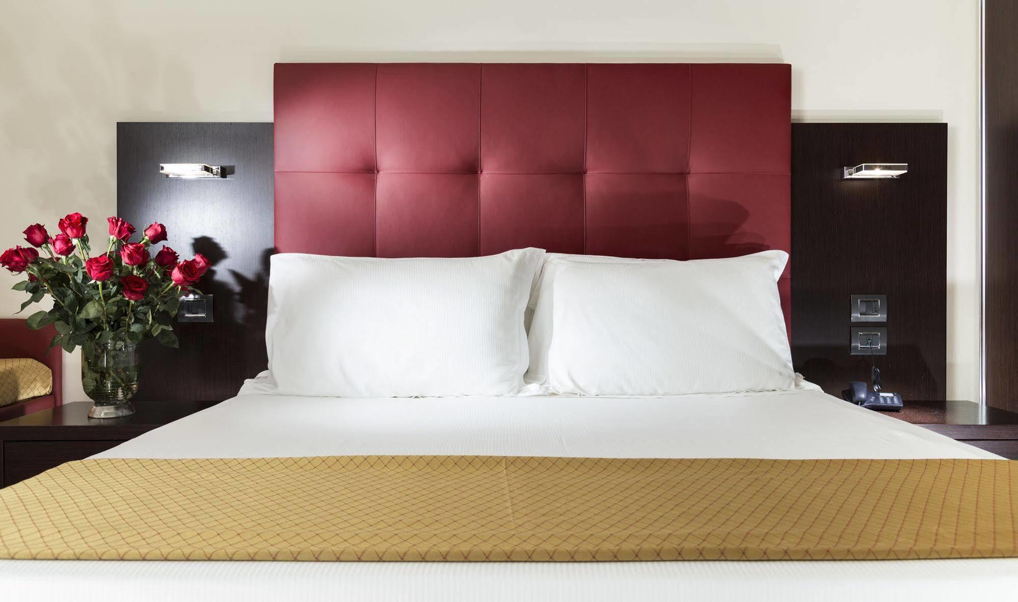 แตร์มินัล พาเลซ แอนด์ สปา Hotel ริมินี ภายนอก รูปภาพ